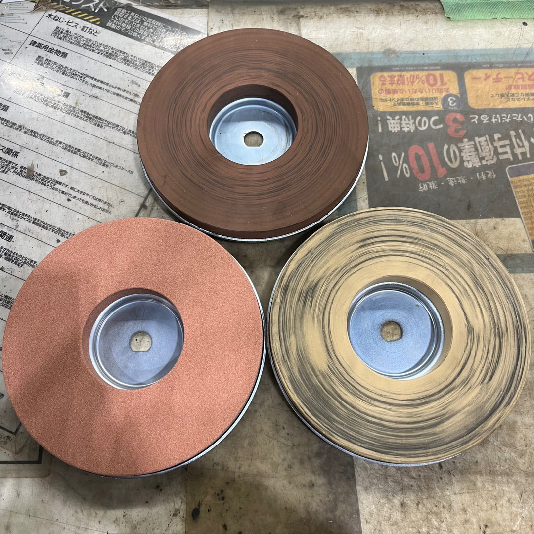 〇日立工機 刃物研磨機 砥石径205mm AC100V 家庭用刃物研磨用 GK21S2【川口店】