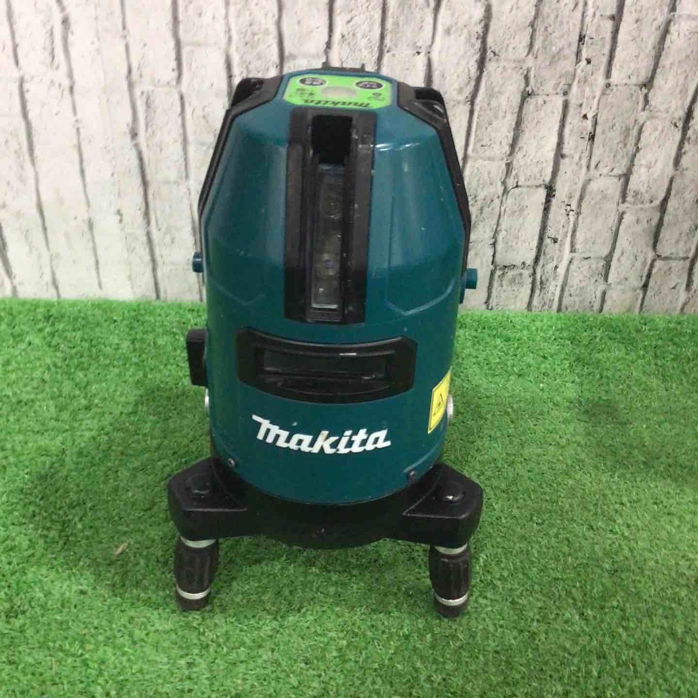 ◇マキタ(makita) 高輝度コードレスグリーンレーザー墨出し器 SK40GD