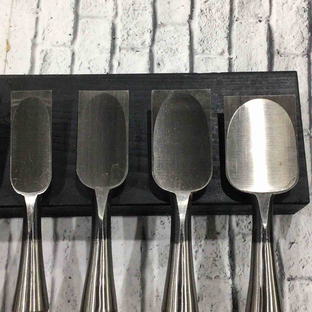 輝久 追入鑿 10本組 赤樫柄 本体のみ 【川口店】