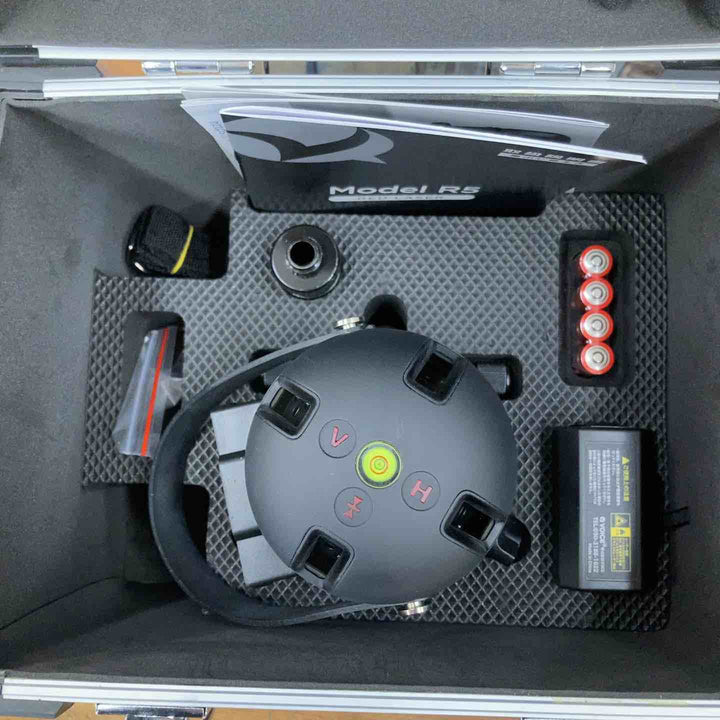 【未使用品】◇VOICE レーザー墨出し器 5ラインレーザー Model-R5 赤色レーザー【柏店】
