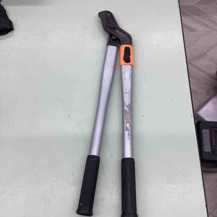 ◇フジ矢(FUJIYA) Cチャンカッター (軽量アルミハンドル) 親バー切断用 FCC-550【越谷店】