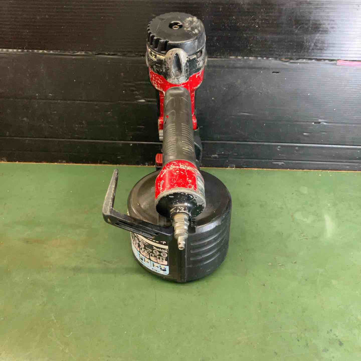 ★マキタ(makita) 高圧エア釘打ち機 AN620H　本体のみ【戸田店】