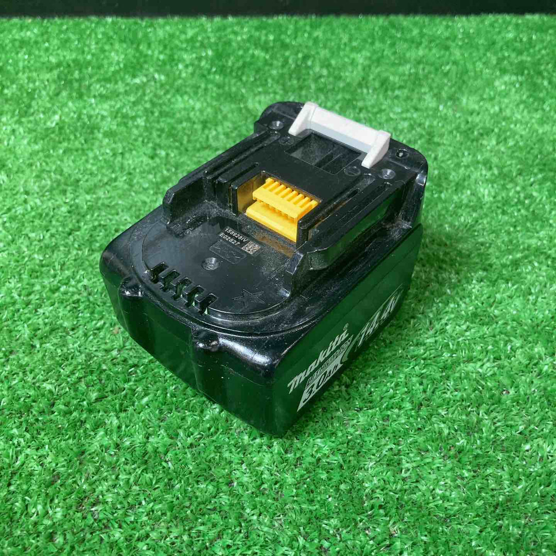 ☆マキタ(makita) コードレスアングルインパクトドライバ TL060DZ 14.4V3.0Ahバッテリー付【岩槻店】