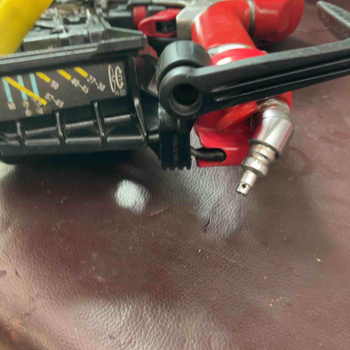 【中古品】 マックス(MAX) 高圧エア釘打ち機 HN-65N2(D) 【東大和店】