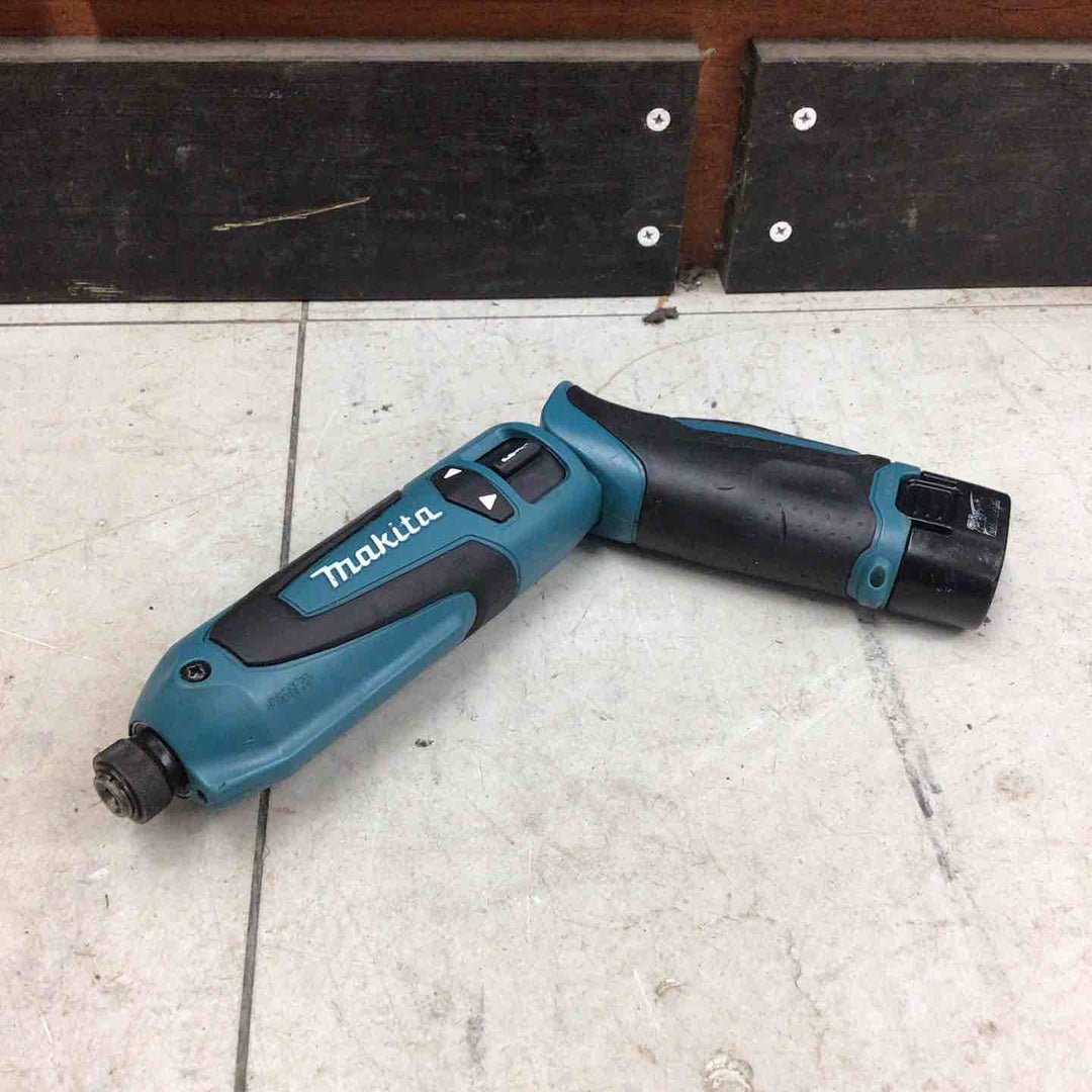【中古品】 マキタ/makita コードレスペンインパクトドライバ TD021DSHSP 【鴻巣店】