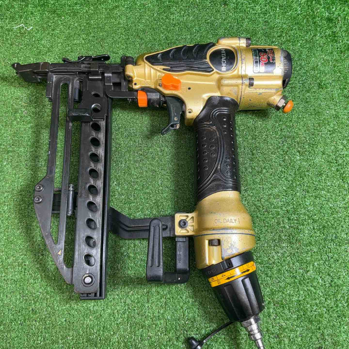 【中古品】 ハイコーキ(HIKOKI ※旧:日立工機) 高圧フロアタッカ N5004HMF 【藤沢店】