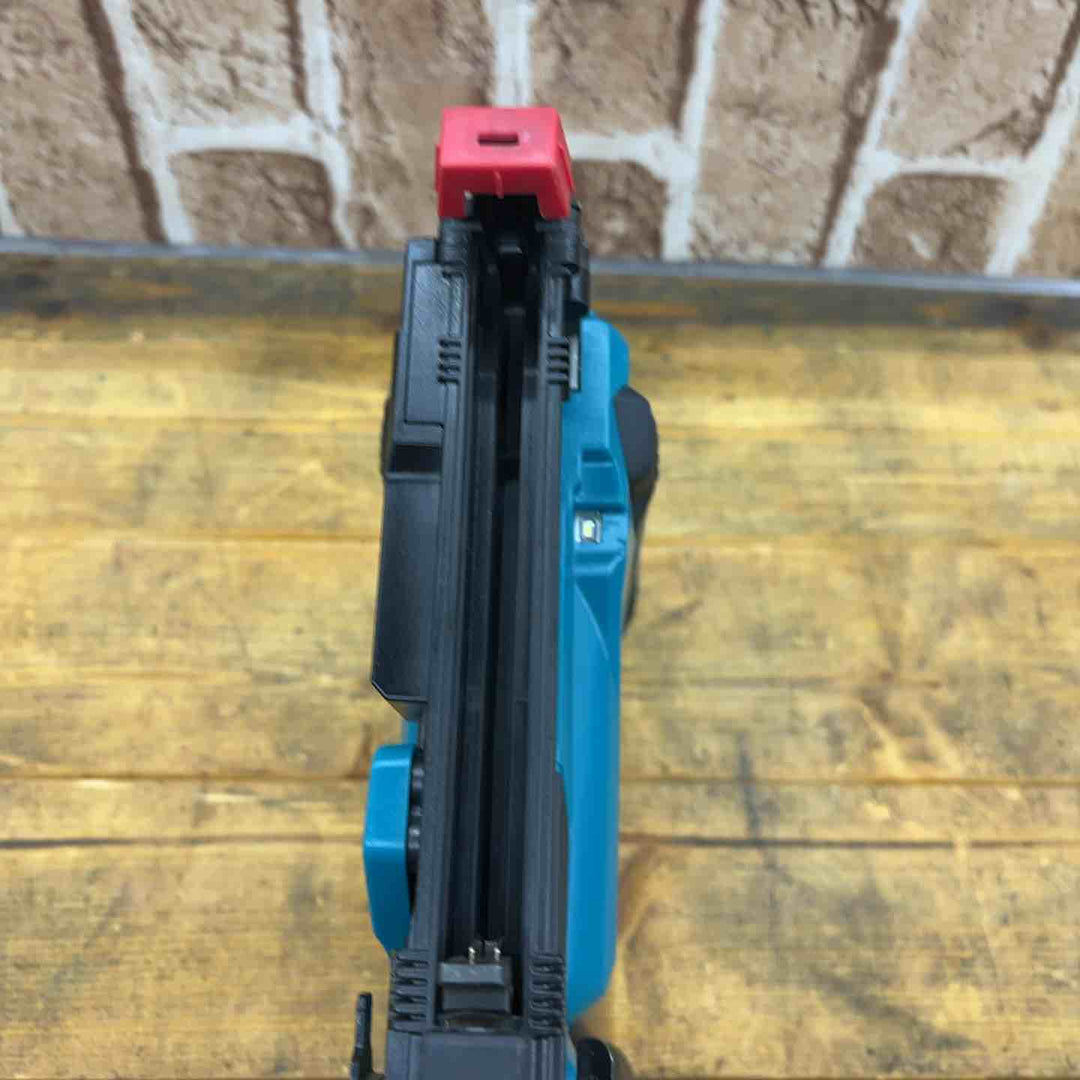 【中古品】マキタ(makita) コードレスタッカー ST421DZK 本体のみ【所沢店】