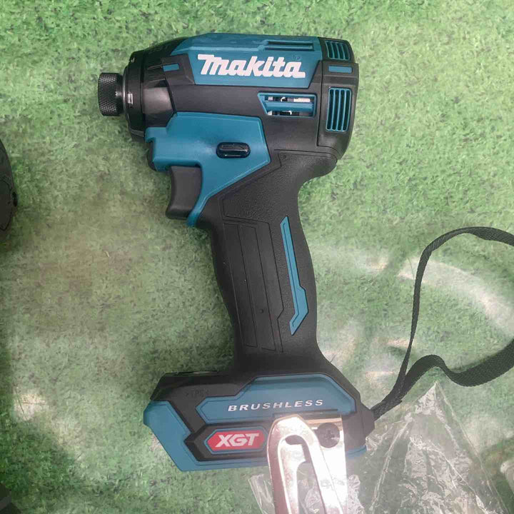 【未使用品】マキタ(makita) 40V Maxコードレスインパクトドライバー TD002GZ 3台セット品　青×2　黒×1