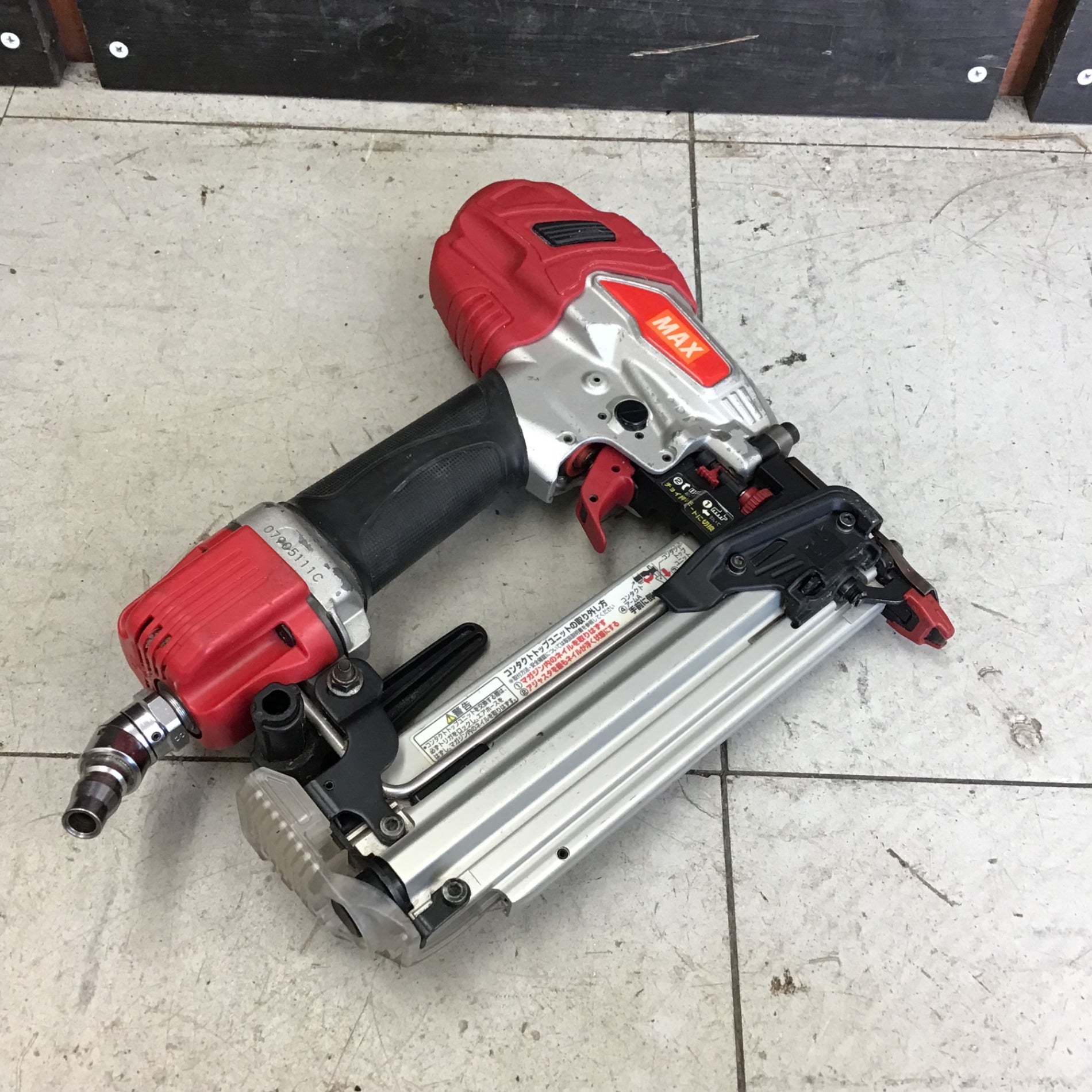中古品△マックス(MAX) 常圧フィニッシュネイラ TA-255SF1 中古品】 マック/MAX 常圧フィニッシュネイラ TA-255SF1(D) 【鴻巣店