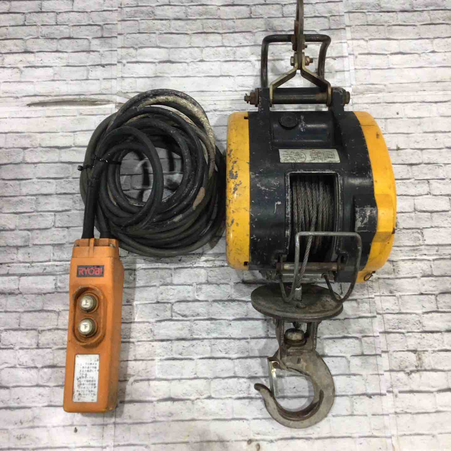 ◇電動工具 リョービ RYOBI 小型ウインチ WI-61C リモコン付き WI-61C