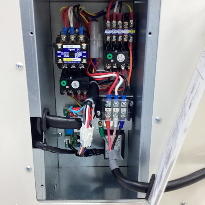 【店頭受取り限定】スイデン 三人用 自動首振り装置なしスポットクーラー 三相200V SS-67EJ-3【越谷店】