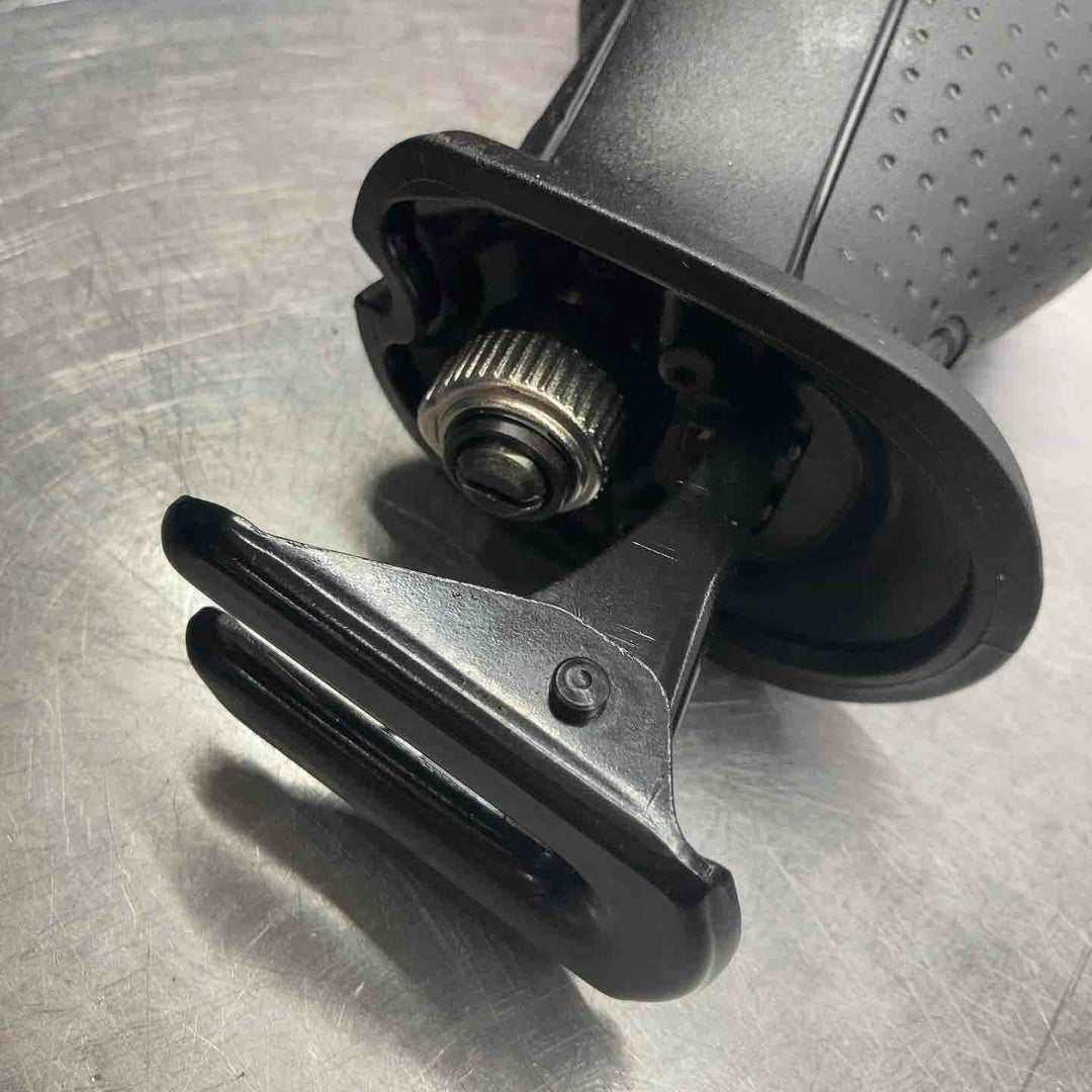 【未使用品(店頭展示品)】ボッシュ(BOSCH) セーバーソー GSA1200PE 刃付き【東大和店】