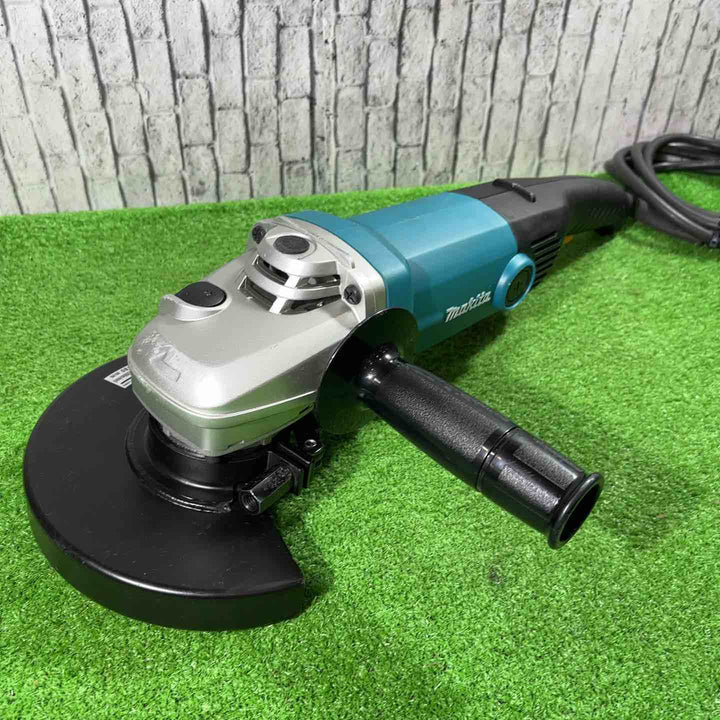 ☆マキタ(makita) 180mm電子ディスクグラインダ GA7011C【川口店】