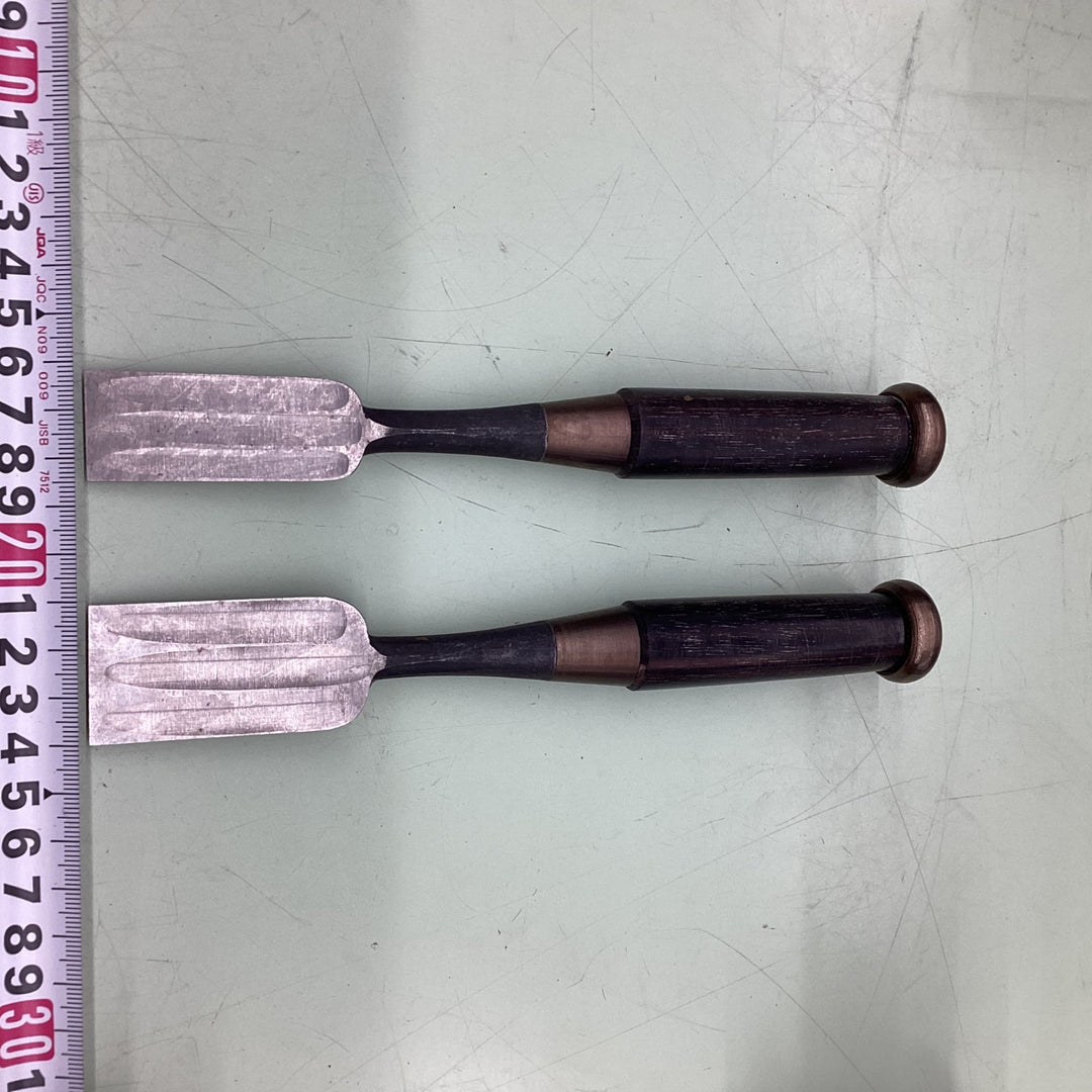 次弘 面取 十本組追入鑿 三ツ裏 黒丹柄【越谷店】