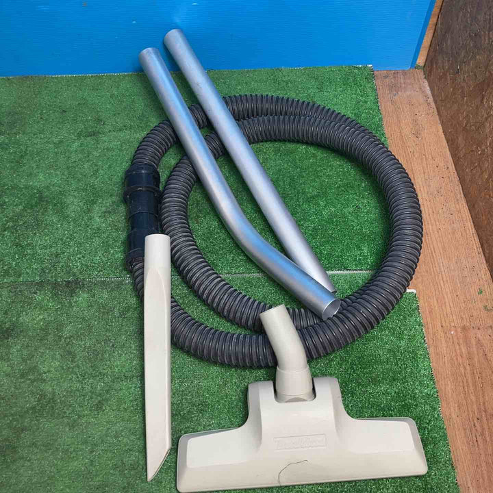 【本体分解・清掃済 付属品多数！】マキタ(makita) 集じん機 乾式 484(P) 【岩槻店】