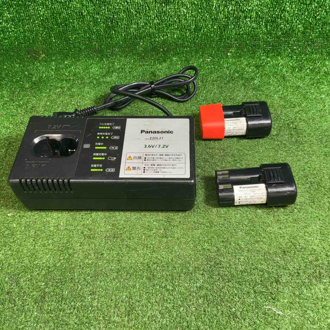 【中古品】 パナソニック(Panasonic) 充電スティックインパクトドライバー7.2V1.5Ah レッド EZ7521LA2S-R 【藤沢店】