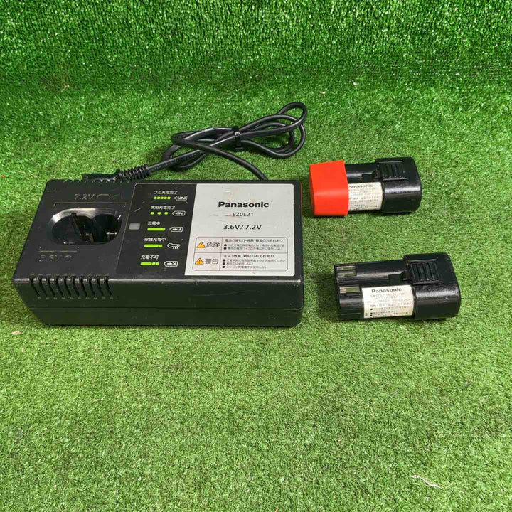 【中古品】 パナソニック(Panasonic) 充電スティックインパクトドライバー7.2V1.5Ah レッド EZ7521LA2S-R 【藤沢店】