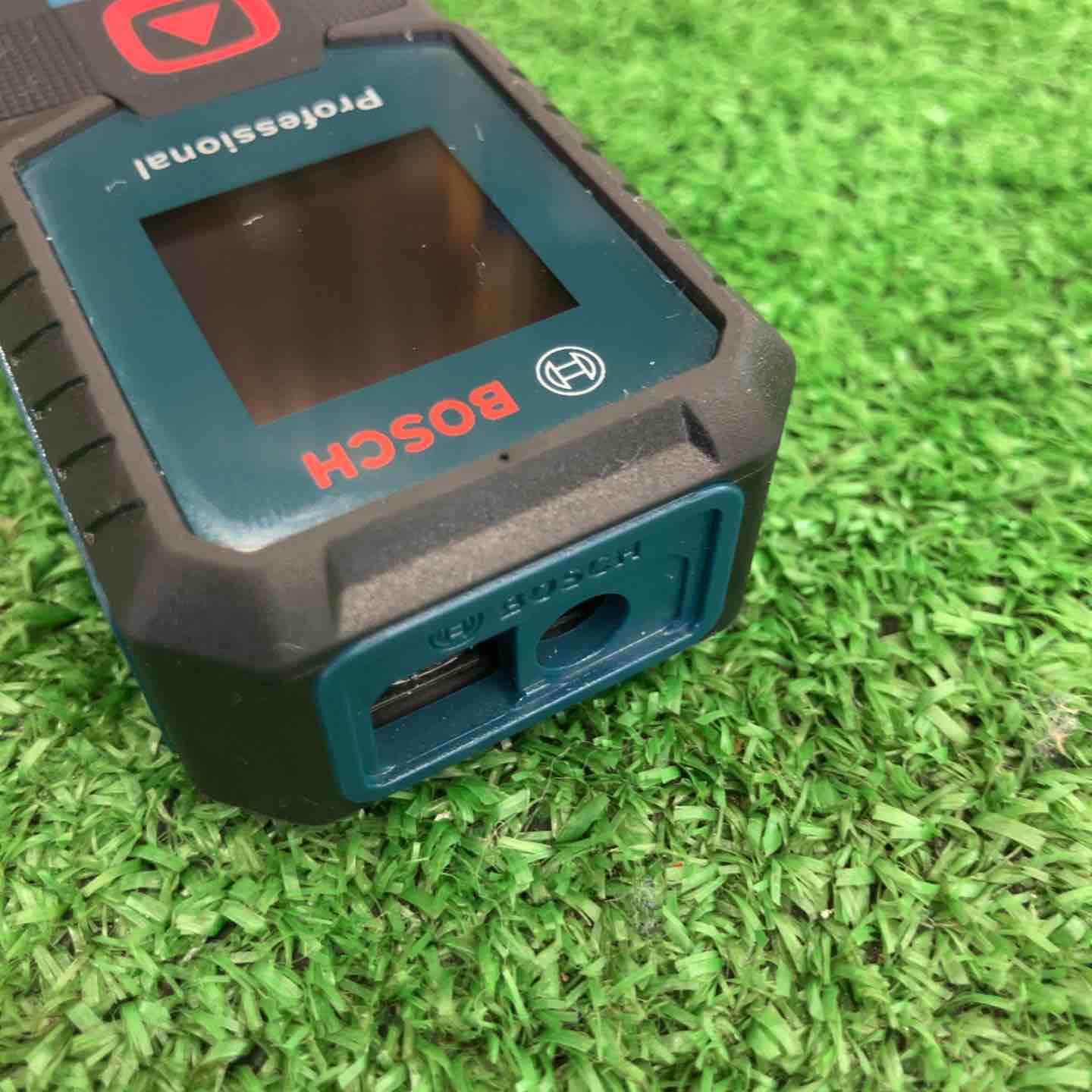 中古美品】 ボッシュ/BOSCH レーザー距離計・GLM30-23 【桶川店