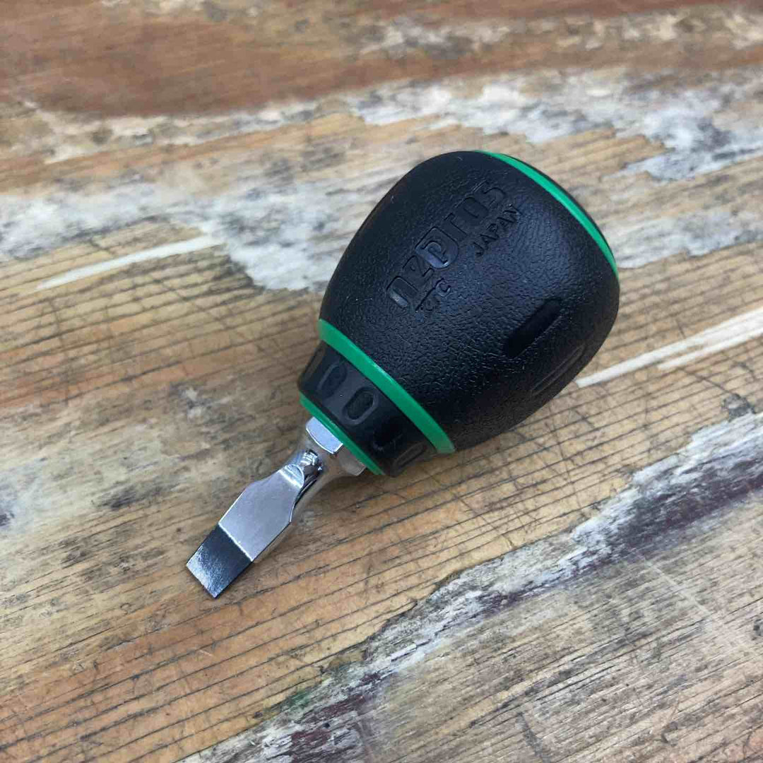 ▲ネプロス(nepros)樹脂柄マイナスドライバーセット4本　NTD1M04【柏店】