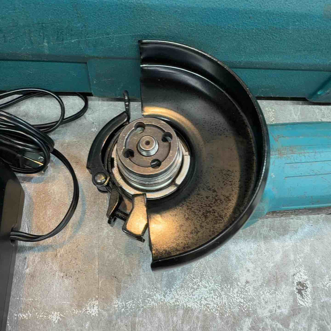 ★マキタ(makita) 100mmコードレスディスクグラインダ GA412DRGX【八潮店】