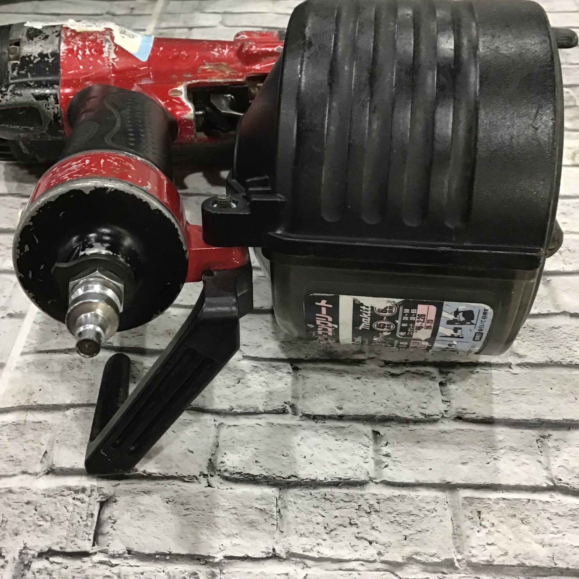 ☆マキタ(makita) 高圧エア釘打ち機 AN620H【川口店】 – アクトツール