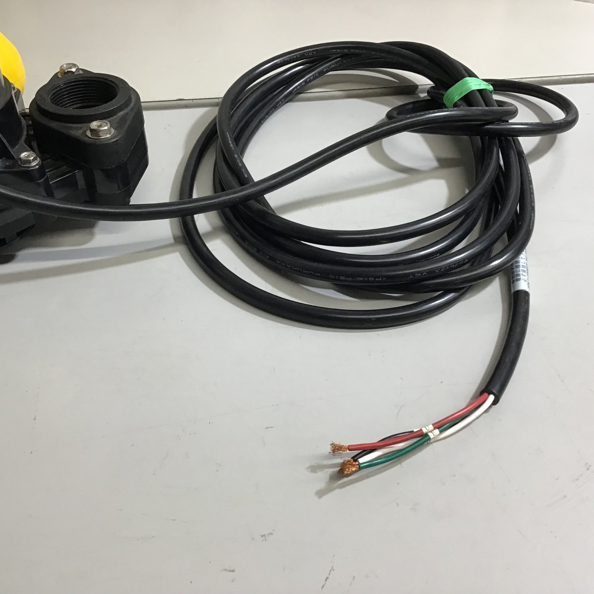 荏原製作所 200V自動交互型水中ポンプ 40DWSJ5.25B ☆送料無料☆【戸田