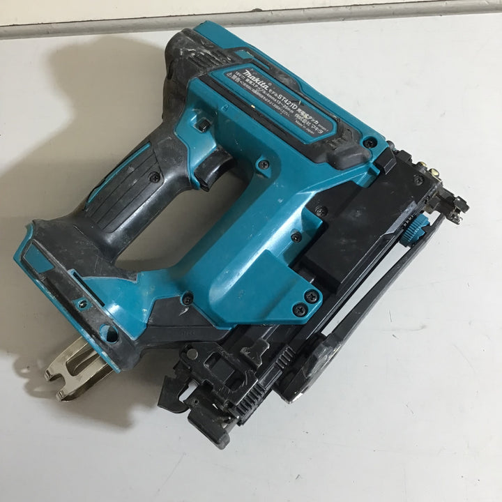 ○マキタ(makita) コードレスタッカー ST421DZ【戸田店】