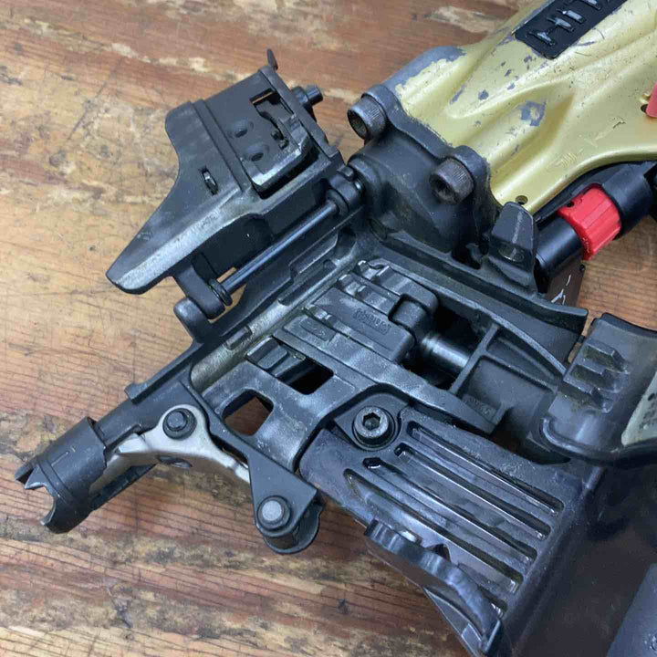 ★ハイコーキ(HIKOKI ※旧:日立工機) 高圧エア釘打ち機 NV65HMC【柏店】