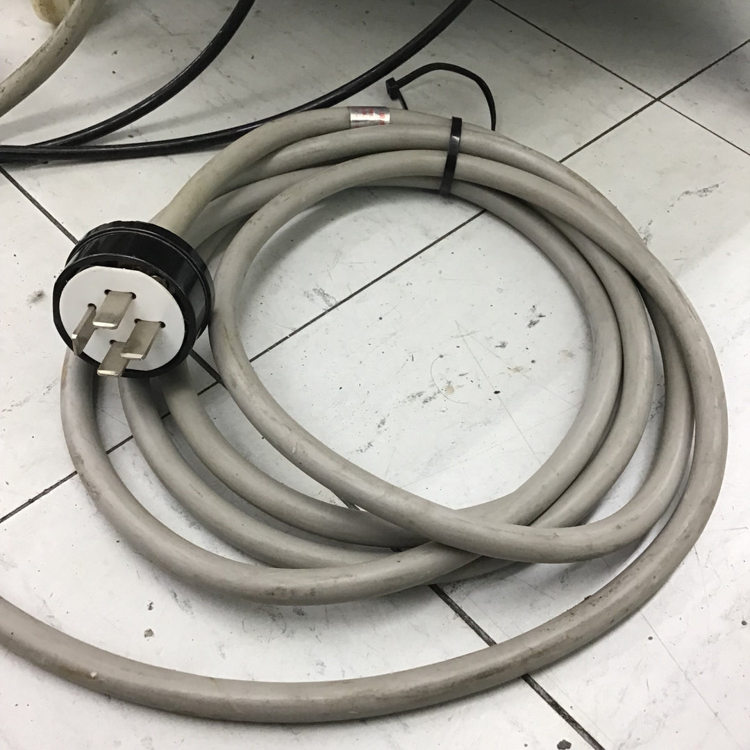 【現状品/店頭受取り限定】OSADA キャビコン202 2馬力 CP-C202　※通電のみ確認しています。ドレンが無いため、エアは溜まりません。【鴻巣店】