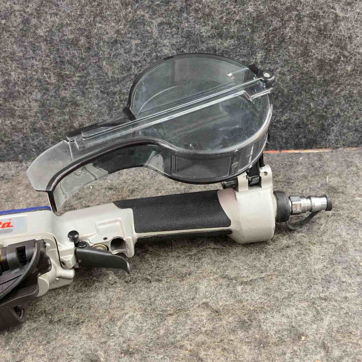 ◇マキタ(makita) 常圧和風天井用エア釘打ち AN201P【鴻巣店】