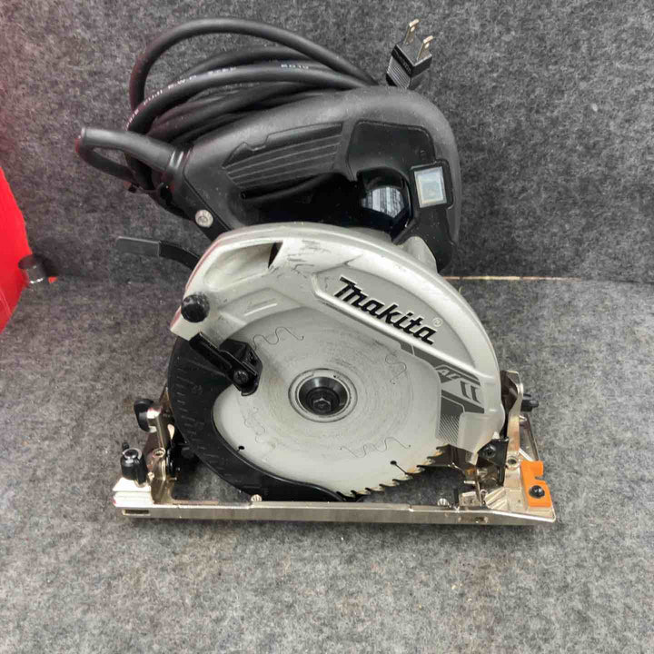 ★マキタ(makita) 電気マルノコ HS6301B【鴻巣店】