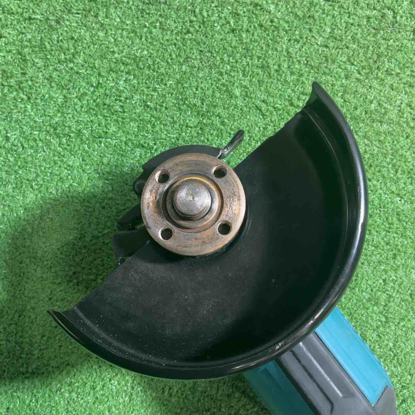☆マキタ(makita) 125mmコードレスディスクグラインダ GA508DZ 動作