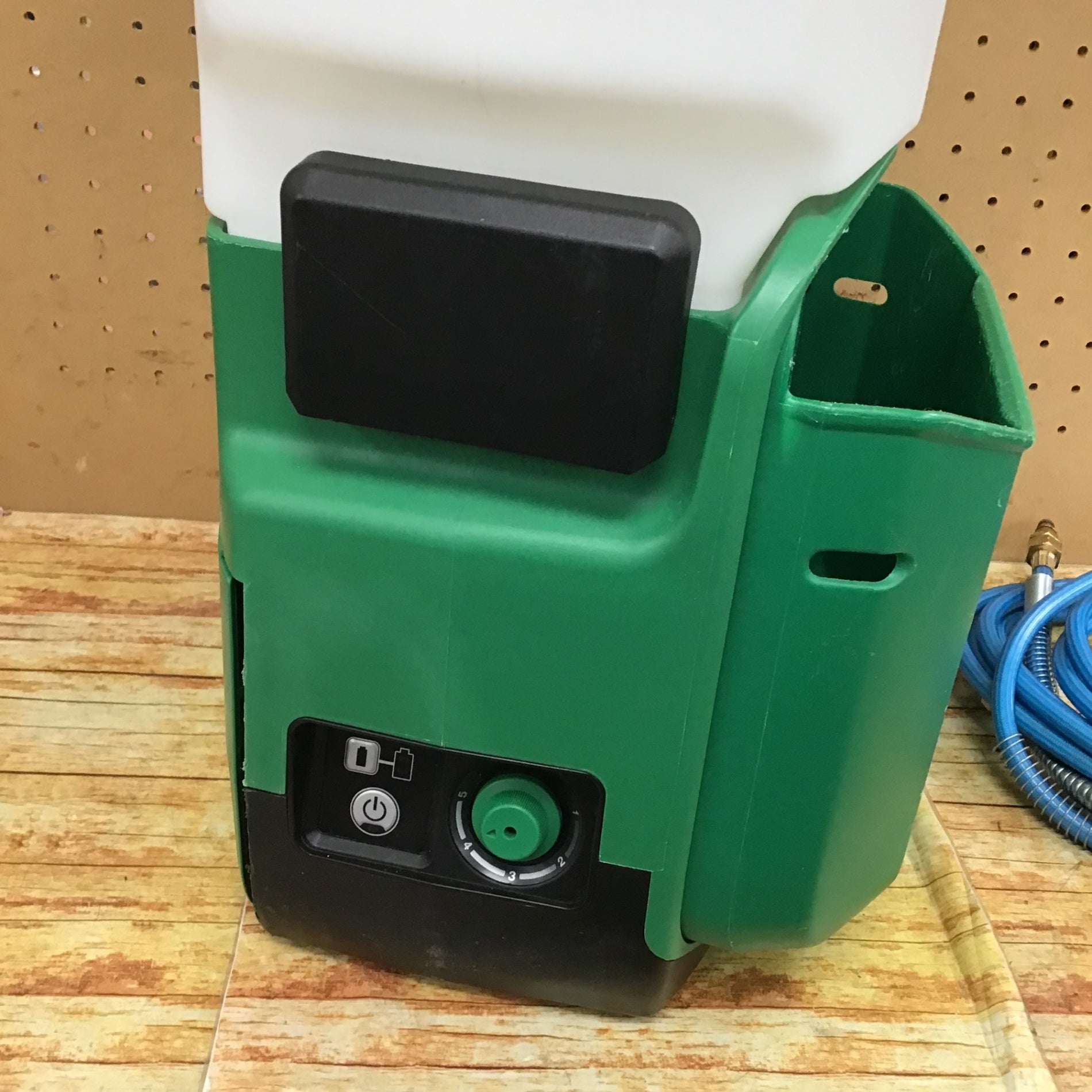 ハイコーキ(HIKOKI ※旧:日立工機) コードレス高圧洗浄機 AW18DBL(NN