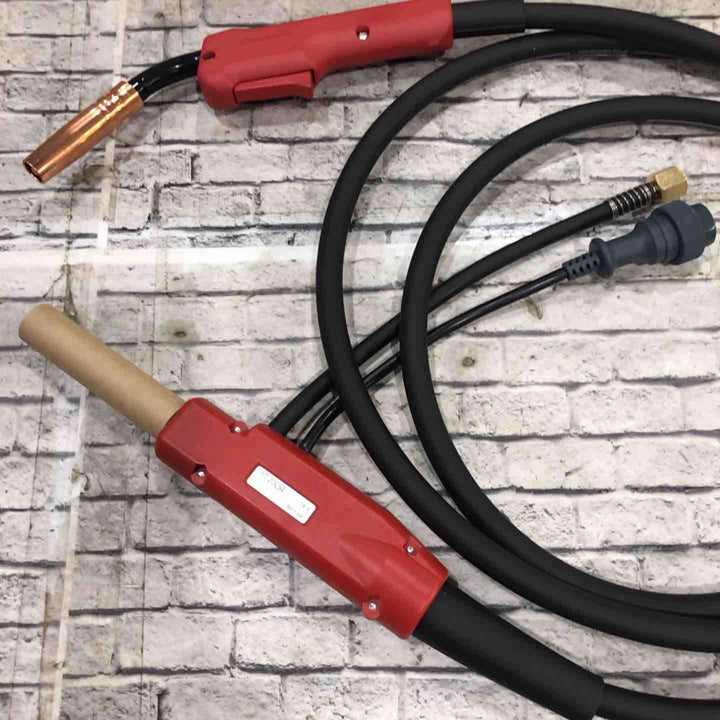 ◇パナソニック(Panasonic) 半自動溶接用トーチ CO2トーチ YT-20CS4 3m 純正品【川越店】