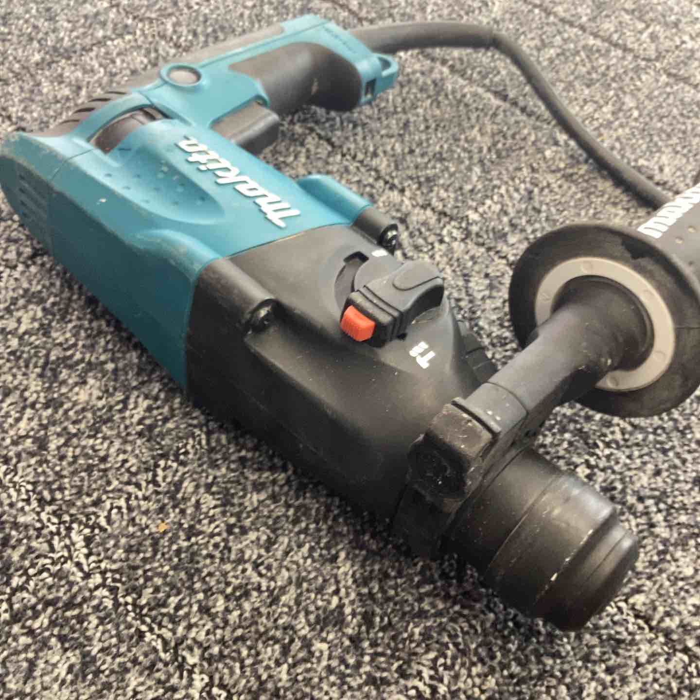 ☆マキタ(makita) ハンマドリル HR1830F【越谷店】 – アクト