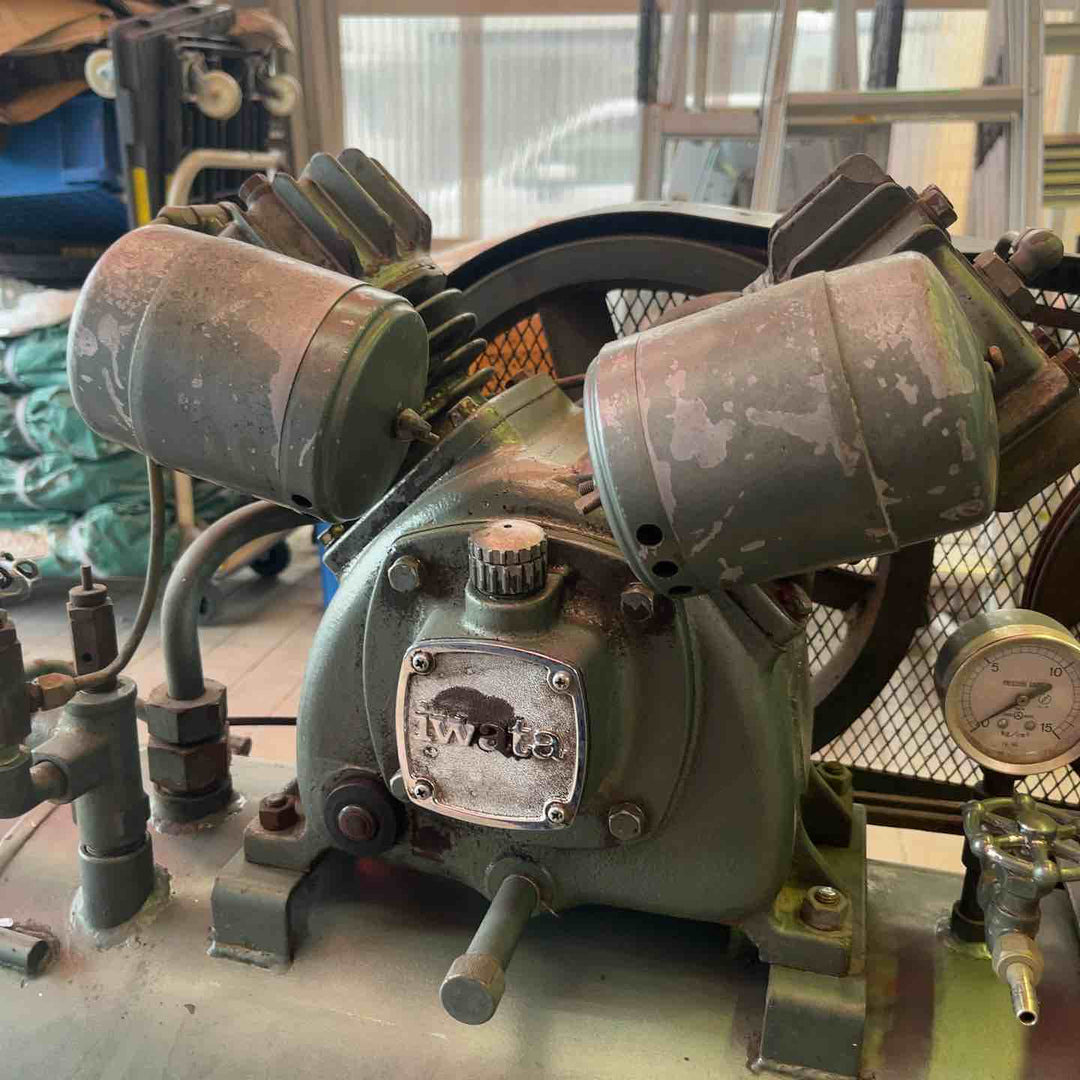 【店頭受取り限定】IWATA 岩田 エアコンプレッサー ベビコン SU-22NB【草加店】