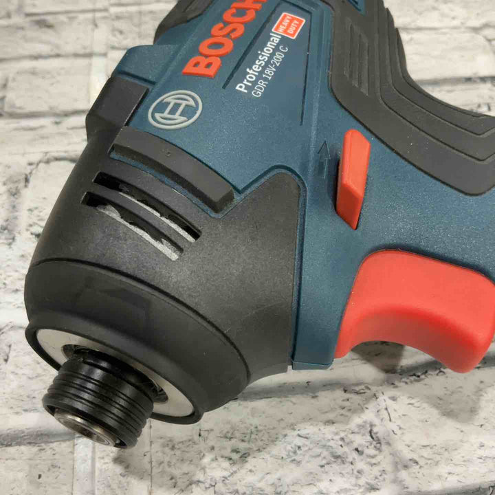 ◇ボッシュ(BOSCH) コードレスインパクトドライバー (6.0Ahバッテリー2個・充電器・キャリングケース付) GDR18V-200C6【川口店】