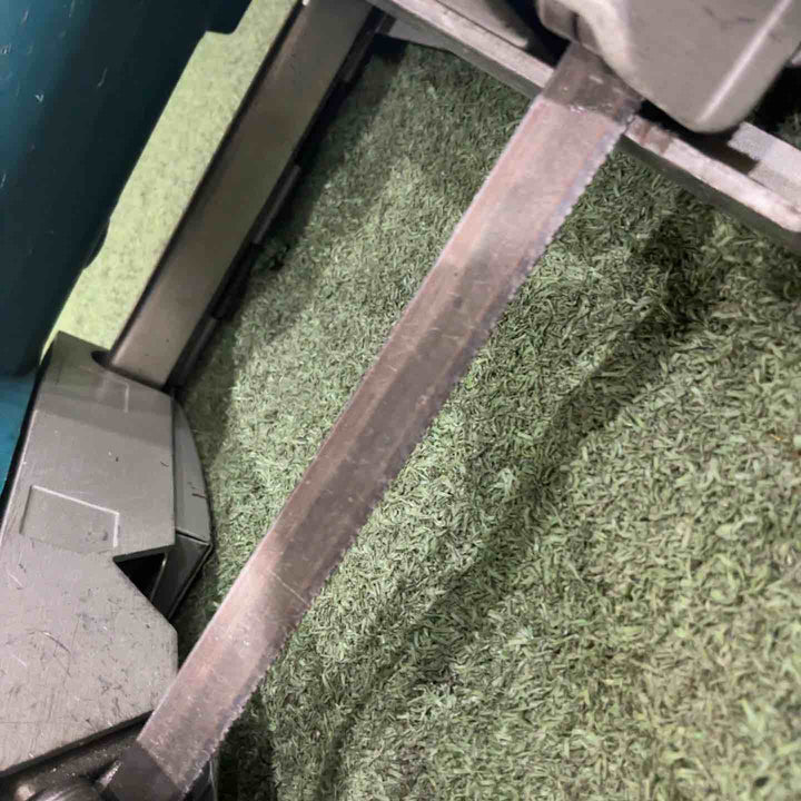 ★マキタ(makita) ポータブルバンドソー 2107F 動作確認済【川口店】