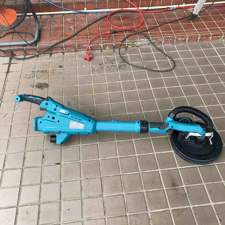 ★マキタ(makita) ドライウォールサンダ SL801DZ【川崎店】