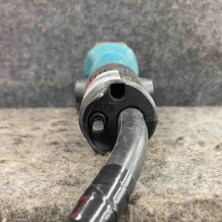 ☆マキタ(makita) 100mmディスクグラインダ 9533B【鴻巣店】