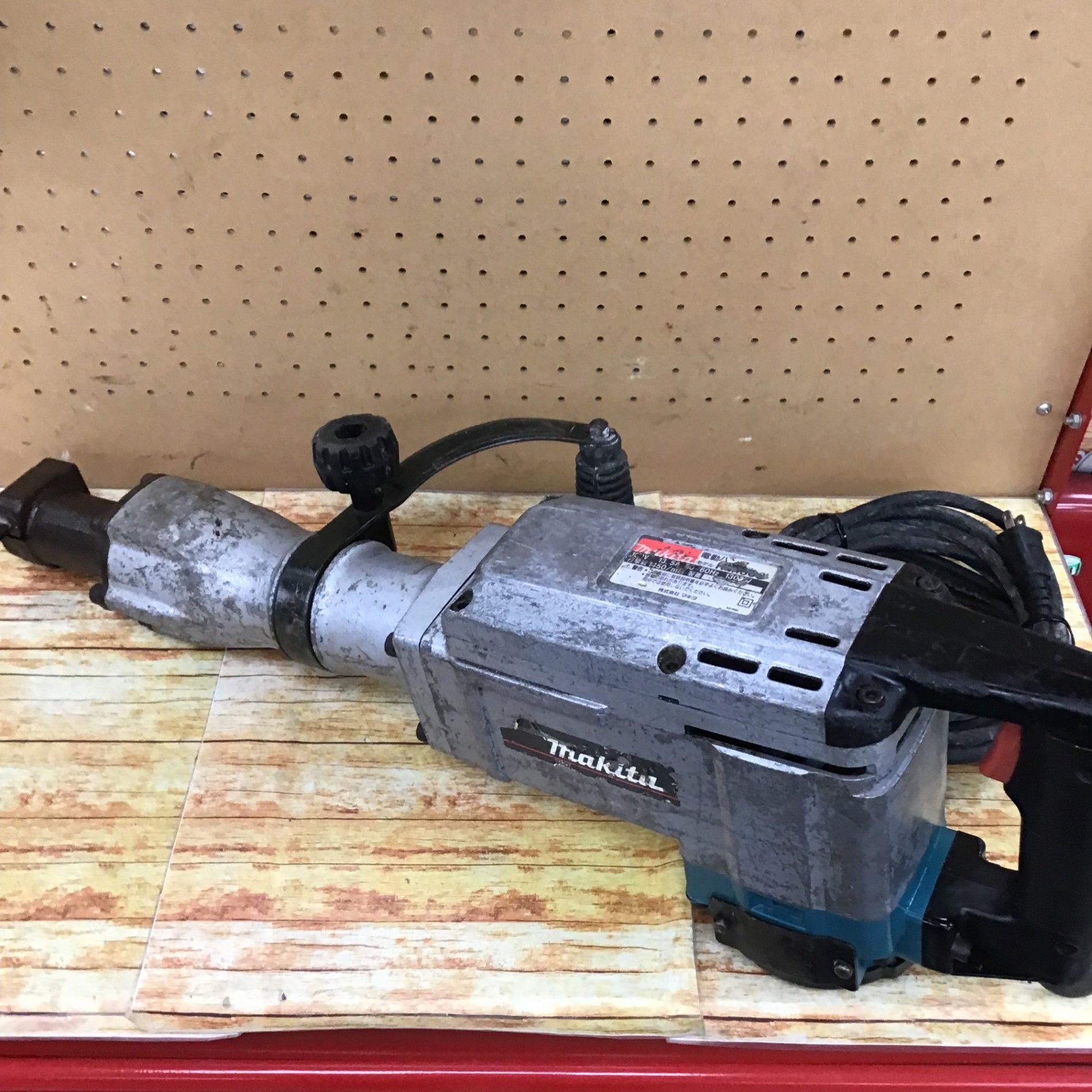 マキタ(makita) ハンマ HM1303【川崎店】 – アクトツールオンラインショップ