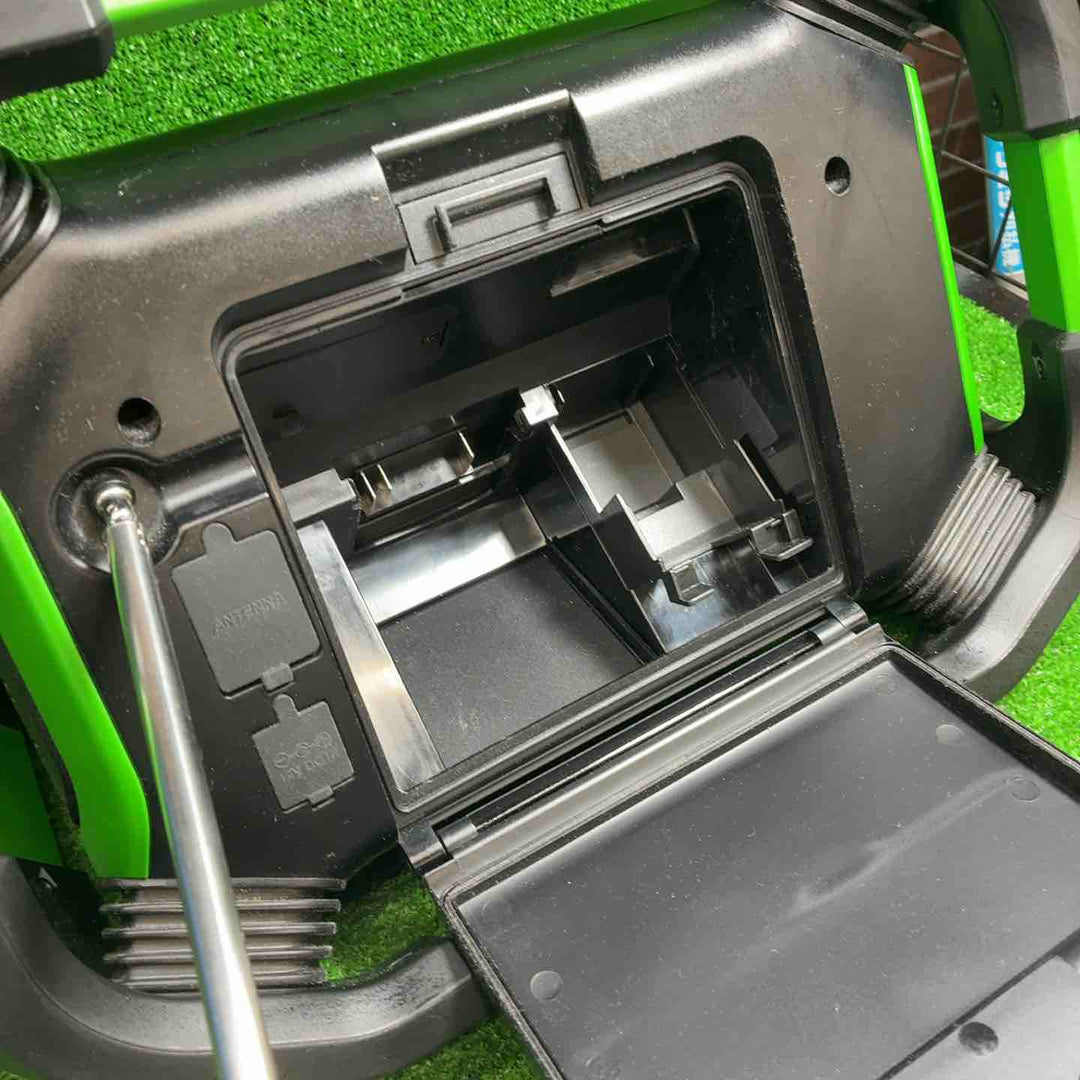 ◇ハイコーキ(HIKOKI ※旧:日立工機)  コードレスラジオ付テレビ UR18DSML(NN)【藤沢店】