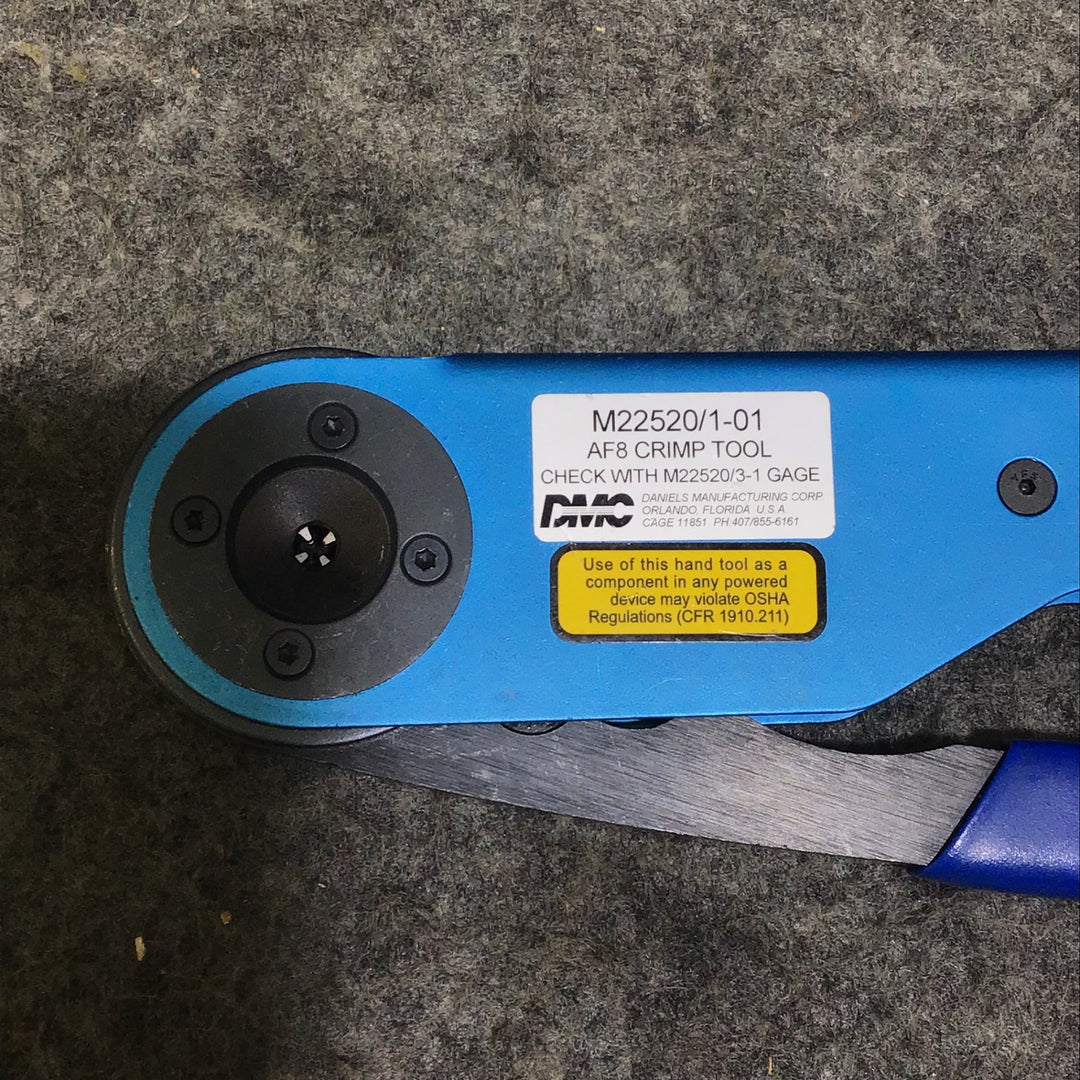 「【中古品】DMC 0.12～3.5sqコンタクトピン用4インデント工具 AF8 M22520/1-01【桶川店】