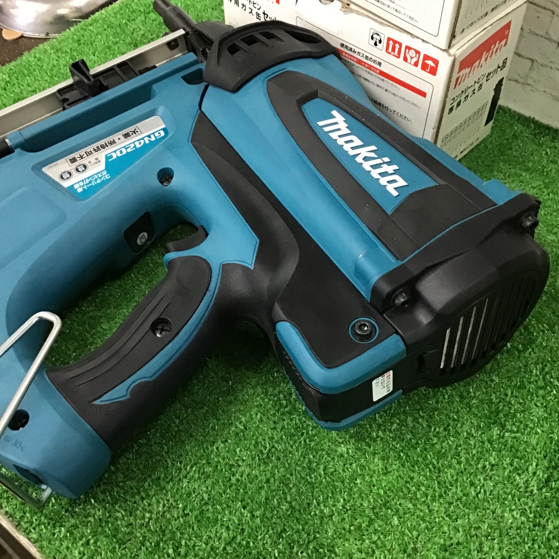 ★マキタ(makita) コードレスコンクリート用ガスピン打ち機 GN420C【町田店】 ☆マキタ(makita) コードレスコンクリート用ガスピン打ち機 GN420C