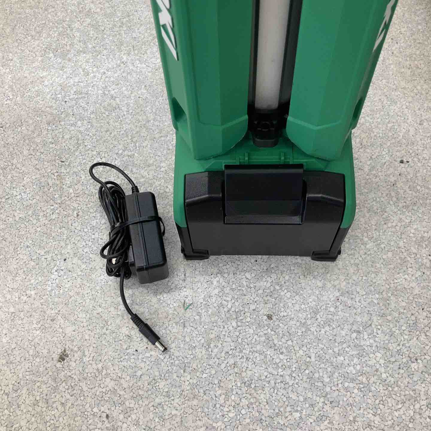 中古品】◇ハイコーキ HIKOKI コードレススタンドライト UB18DG(NN
