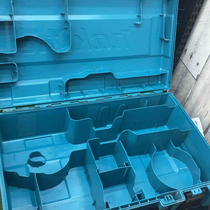 マキタ(makita) 100mmコードレスディスクグラインダ GA019GRMX 回転数	3000~8500(min-1)[回転/分] 動作確認済み【川越店】
