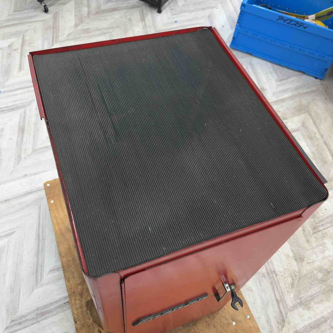 【店頭受取り限定】 Snap-on スナップオン ツールボックス ツールキャビネット　工具箱 KRA3830B カナダ製 鍵1個付き だが締まらない【越谷店】