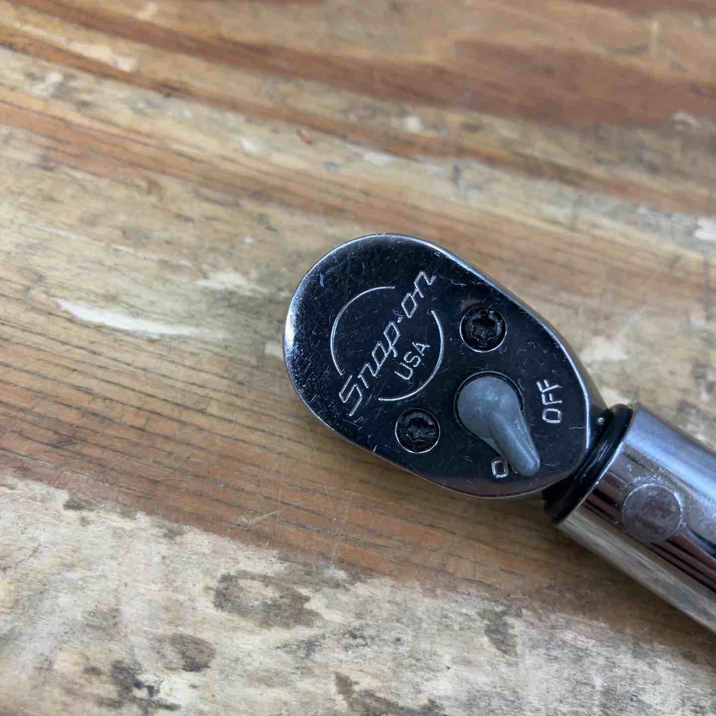 中古品】△スナップオン(Snap-on) 1/4トルクレンチ QD1R200 未校正【柏