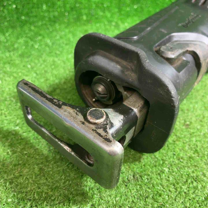 ★マキタ(makita) コードレスレシプロソー JR001GZ【藤沢店】