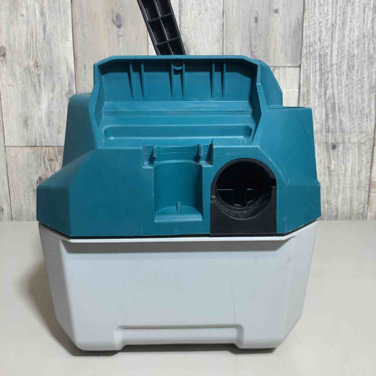☆マキタ(makita)18V コードレス集じん機 乾湿両用 VC750DZ 集じん容量